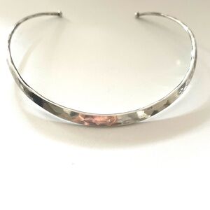 B Adam 925 Silver Hammered Women's Necklace
Vintage 1980s